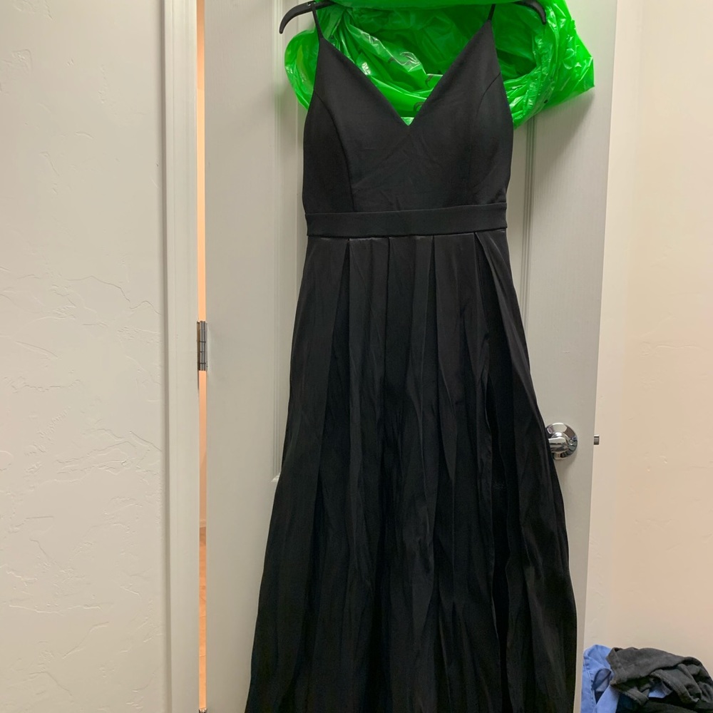 Winsdor black formal dress